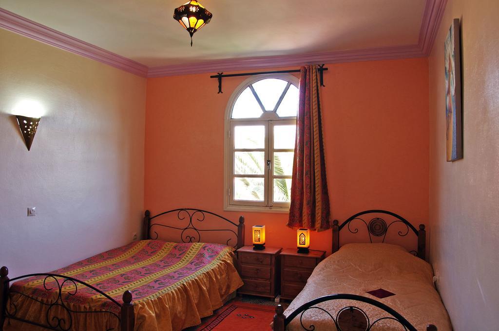 Zen Surf Beach House Hotel Aourir Esterno foto