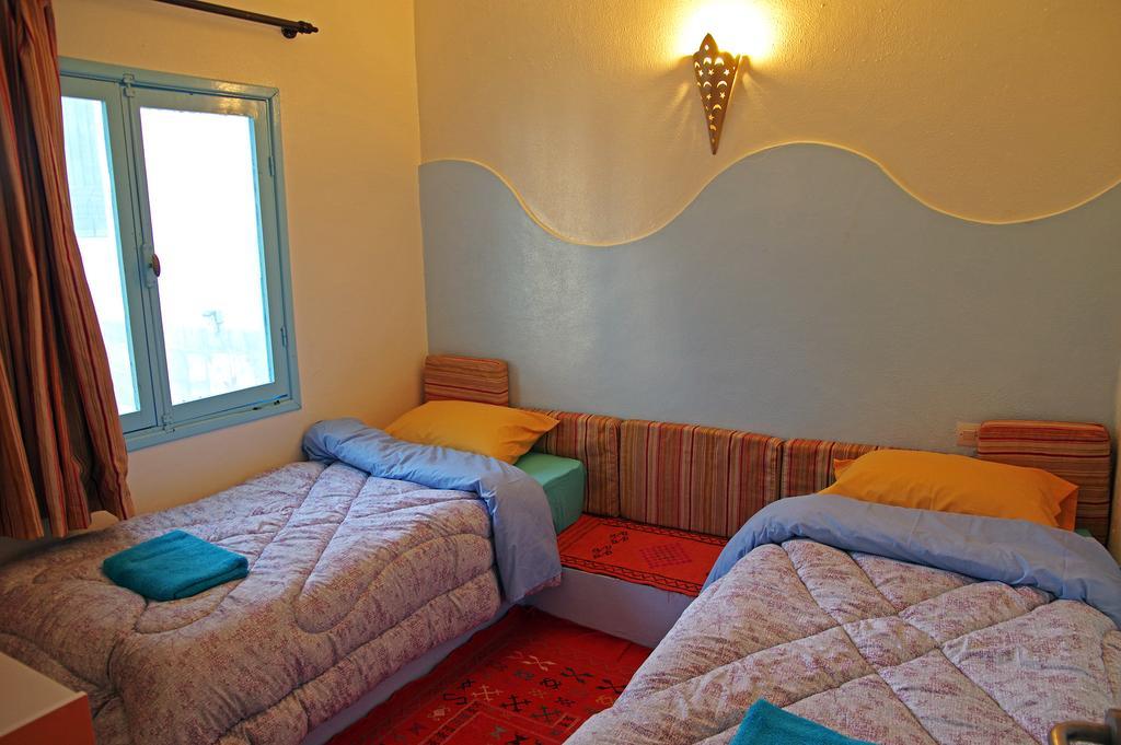 Zen Surf Beach House Hotel Aourir Esterno foto