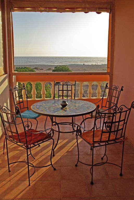 Zen Surf Beach House Hotel Aourir Esterno foto