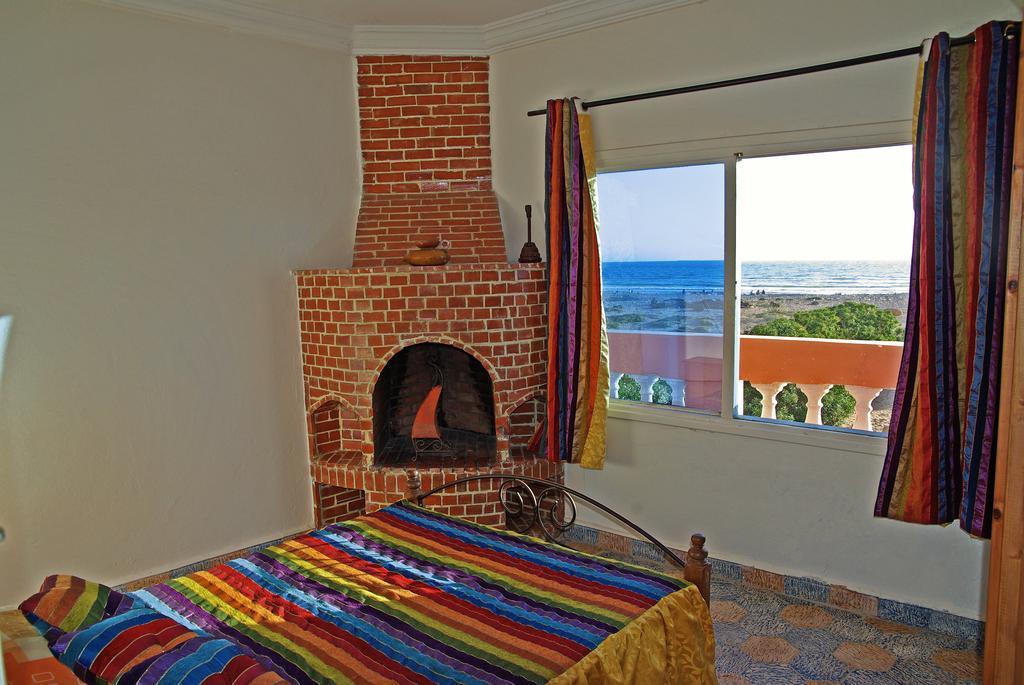 Zen Surf Beach House Hotel Aourir Esterno foto